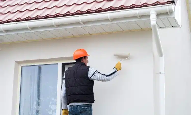 Comment bien choisir sa peinture pour façade