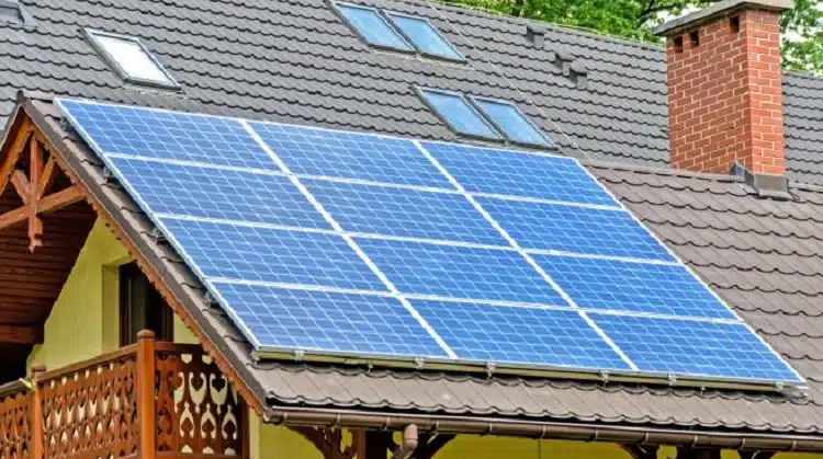 Comment fonctionnent les panneaux solaires et quels sont leurs avantages