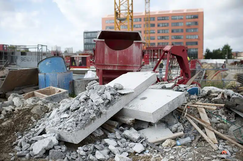 Comment sont gérés les terres et déchets sur les chantiers du BTP