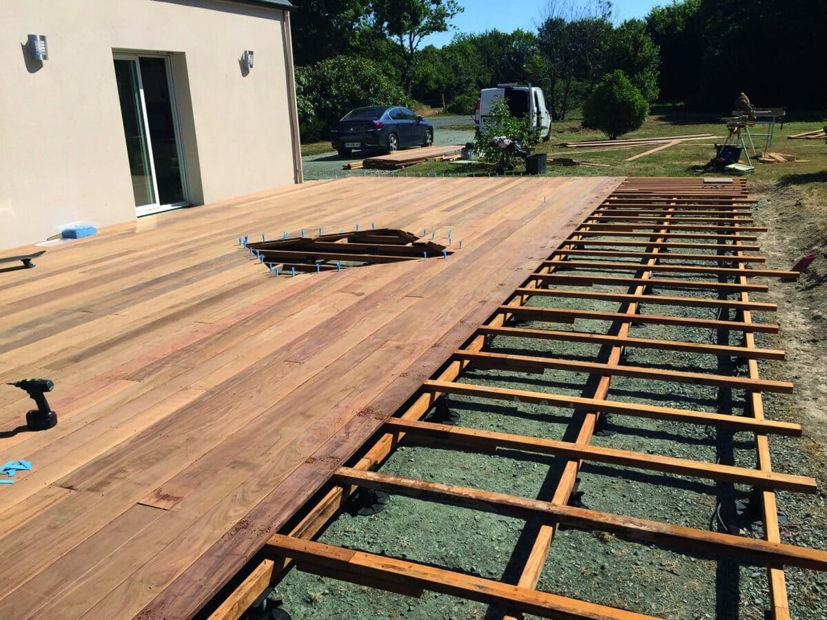 Erreurs courantes à éviter lors du calcul de l'entraxe pour terrasses en bois