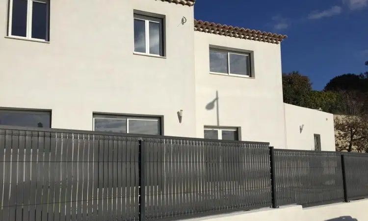 clôture extérieure
