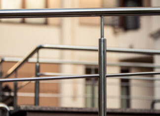 Garde-corps en inox : la solution moderne pour sécuriser facilement son espace ! Garde-corps en inox : la solution moderne pour sécuriser facilement son espace !