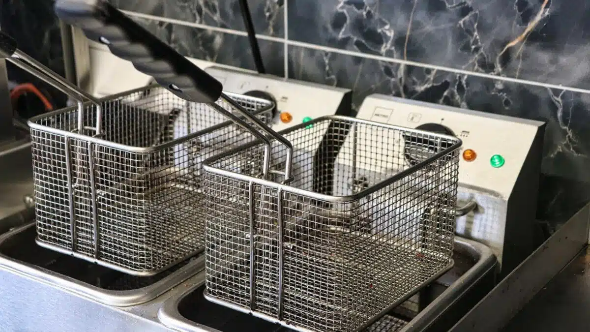 Maîtrisez l'extincteur pour feu de friteuse : la clé pour ne plus paniquer en cuisine